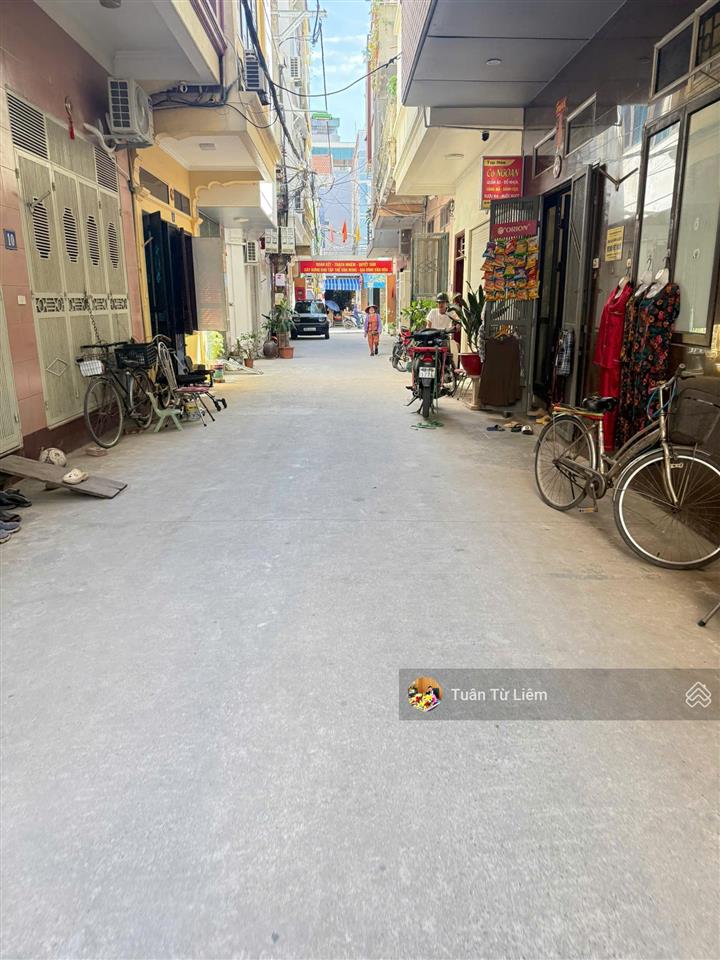 Cô lương giáo viên đh công nghiệp bán nhà cầu diễn ô tô đỗ cửa, thang máy gần ga metro, 8,tỷ có tl