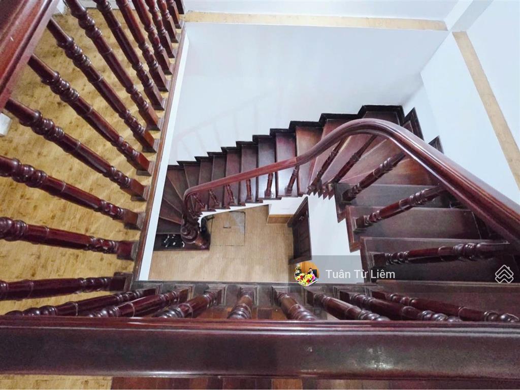 Phạm văn đồng sát đh ngoại ngữ, phân lô ô tô đỗ cửa 6 tầng dần xây kiên cố, kinh doanh văn phòng
