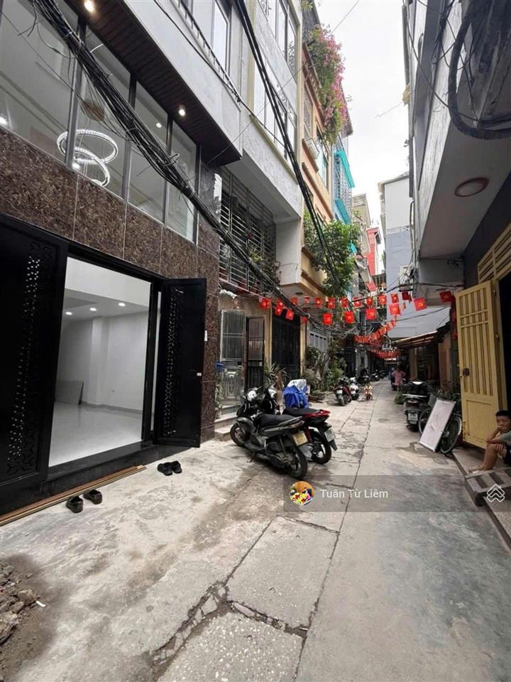 Gấp! mỹ đình gần sân vận động, nhà 7 tầng thang máy, có gara ô tô, trước nhà 3.5m, không quy hoạch