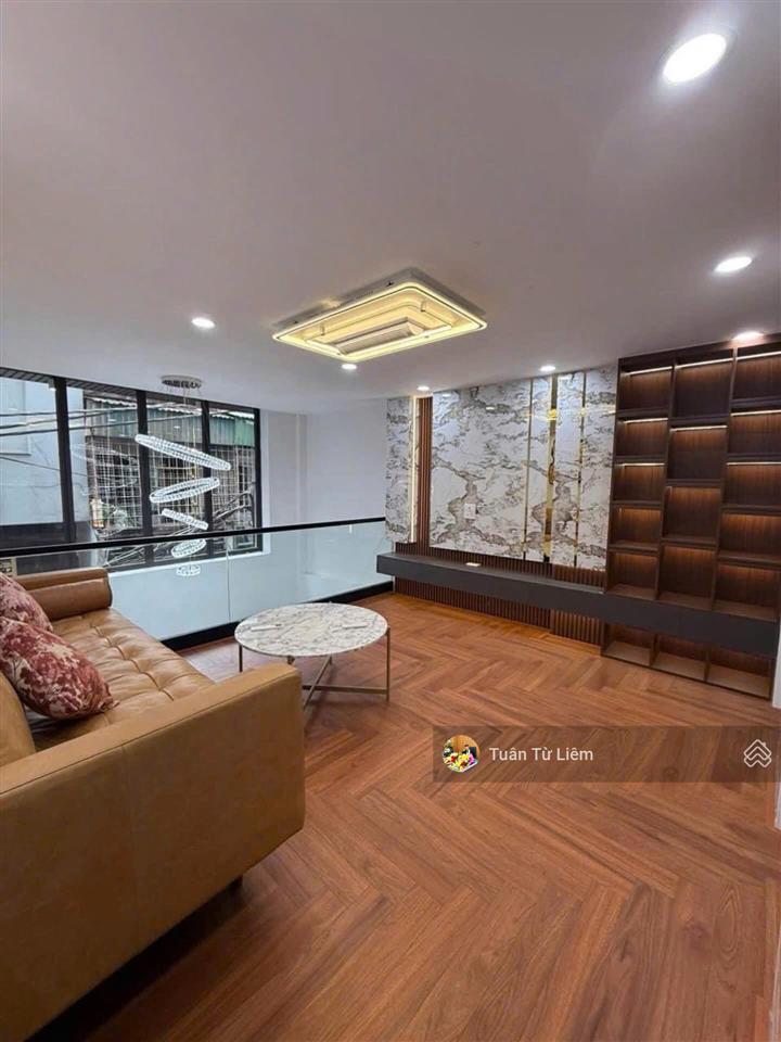Gấp! mỹ đình gần sân vận động, nhà 7 tầng thang máy, có gara ô tô, trước nhà 3.5m, không quy hoạch