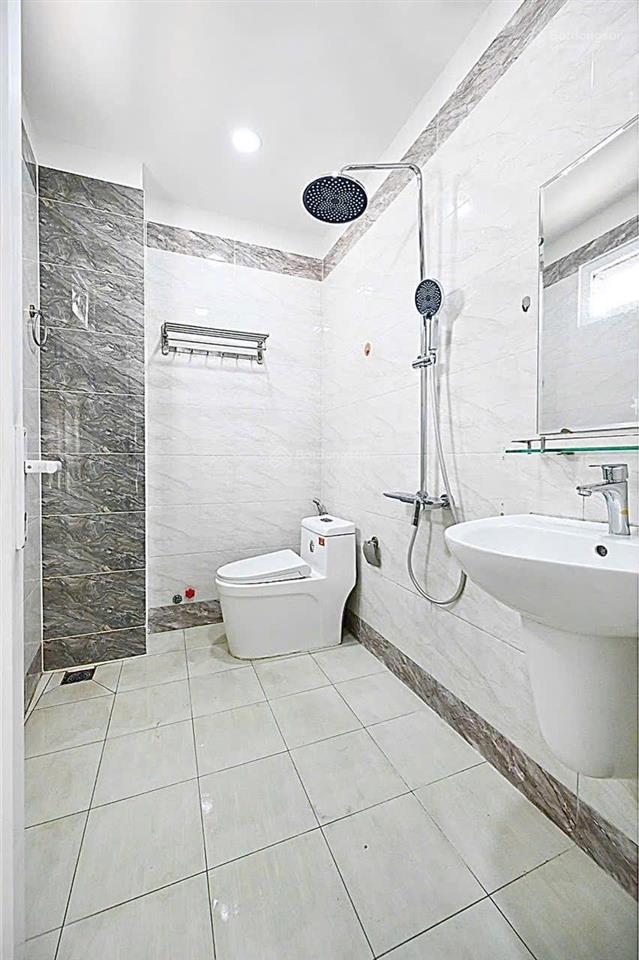 Tt mỹ đình, gần sân vận động, nhà 5 tầng mặt tiền khủng, full đồ, sẵn sổ chủ nhiệt bán