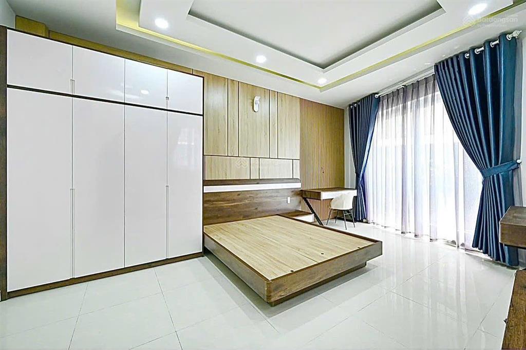 Tt mỹ đình, gần sân vận động, nhà 5 tầng mặt tiền khủng, full đồ, sẵn sổ chủ nhiệt bán