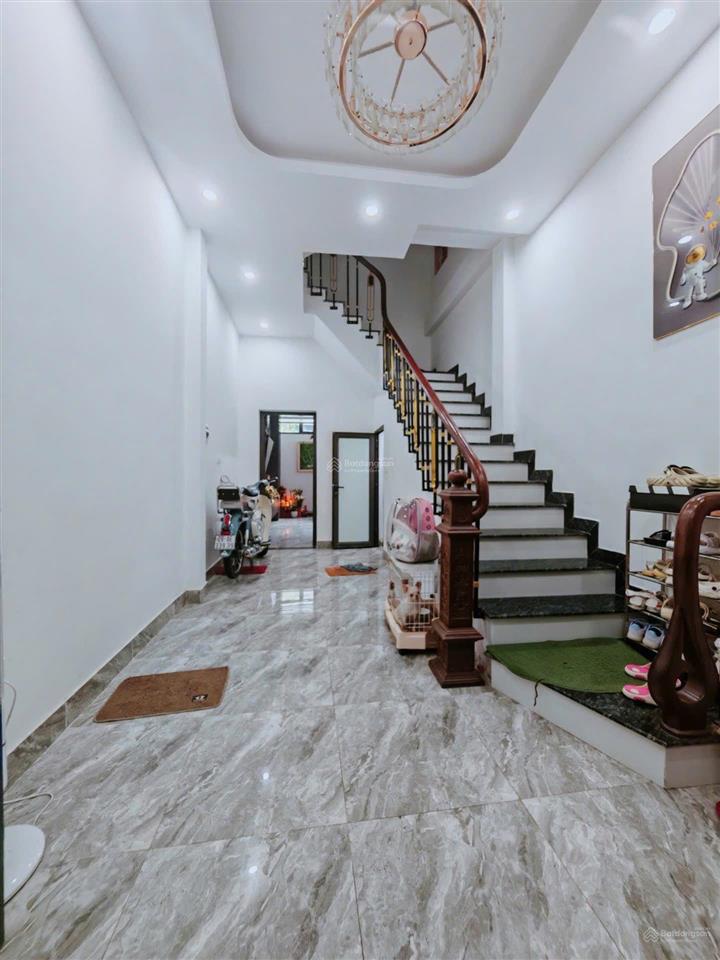 Phân lô 42m2 phú diễn, sổ vuông vắn không lỗi lầm, chủ đầu tư nội thất cực đẹp sẵn ở, giá mềm