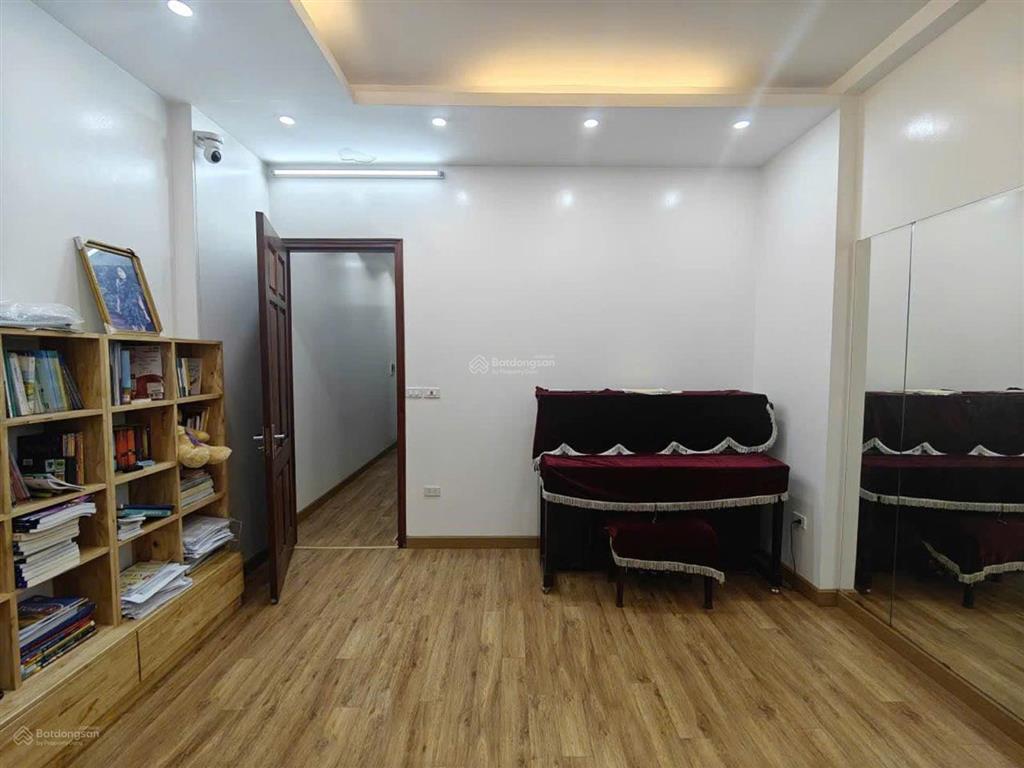 Anh duy kỹ sư cần bán căn dân xây 65m², 30m ra ô tô tránh, trục chính kinh doanh sầm uất, giá mềm