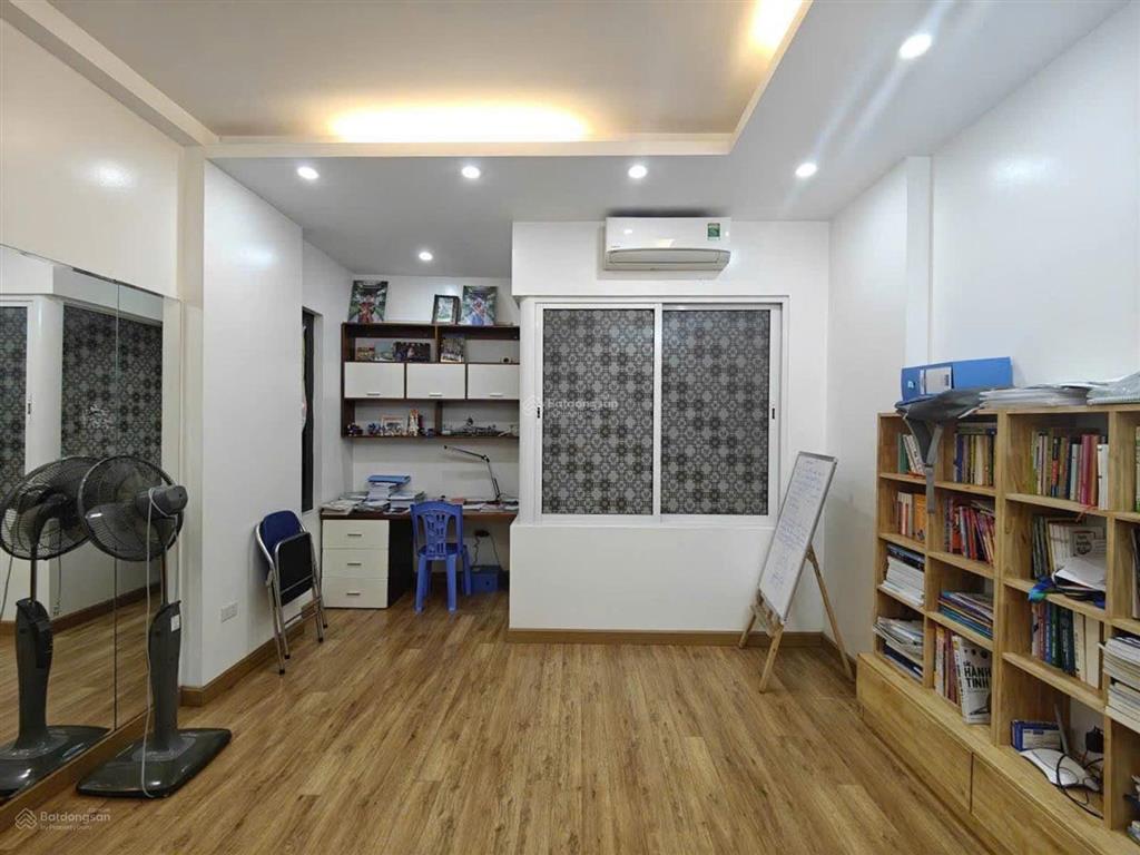 Anh duy kỹ sư cần bán căn dân xây 65m², 30m ra ô tô tránh, trục chính kinh doanh sầm uất, giá mềm
