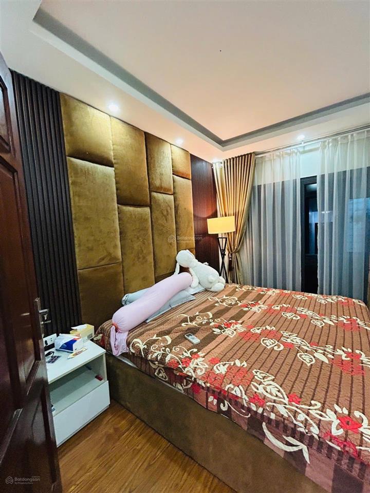 Hàm nghi nhà mới 5 tầng, 1 nhà ra mặt phố 4 làn xe, nội thất sẵn ở, sổ nét chủ trẻ tuổi hiểu chuyện