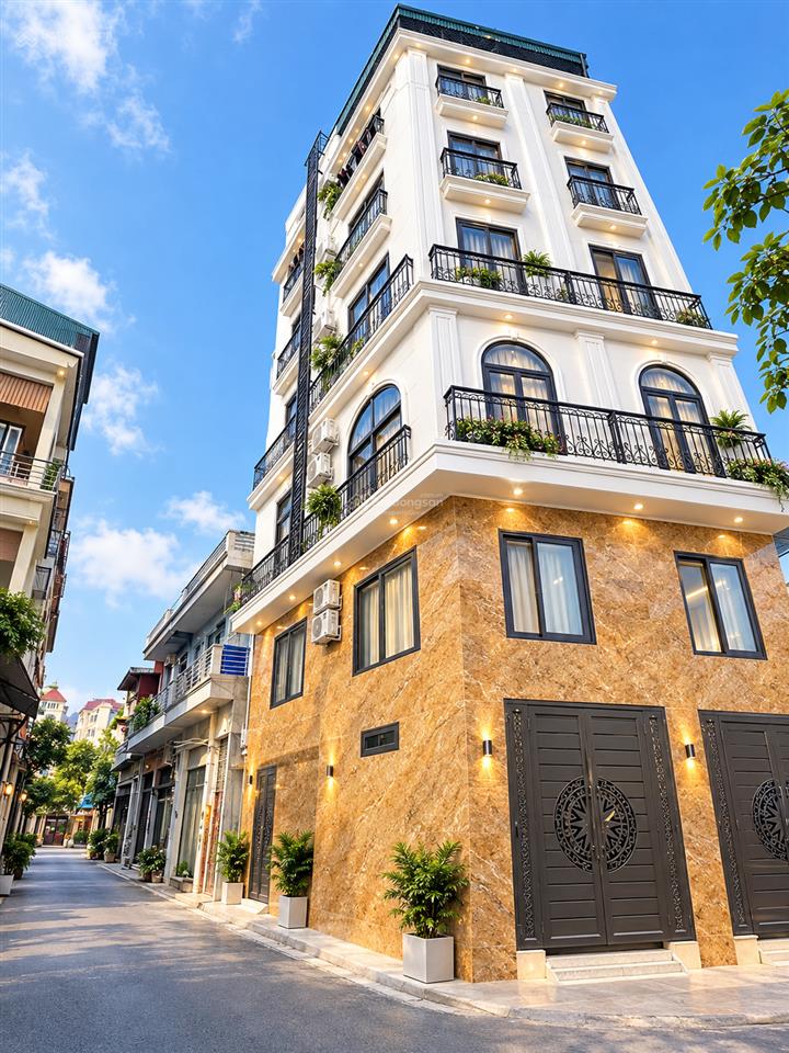 Sát phố trịnh văn bô, cđ fpt 7 tầng thang máy sẵn 16pkk full đồ, trước nhà ô tô tải tránh hơn 10 ty