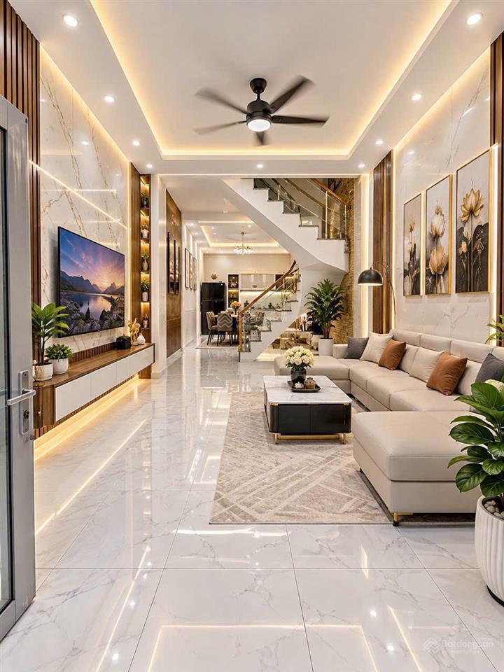 Hơn 6 tỷ 5 tầng dân xây lô góc 2 thoáng phố hồ tùng mậu, mặt tiền vuông vắn không lỗi, full đồ