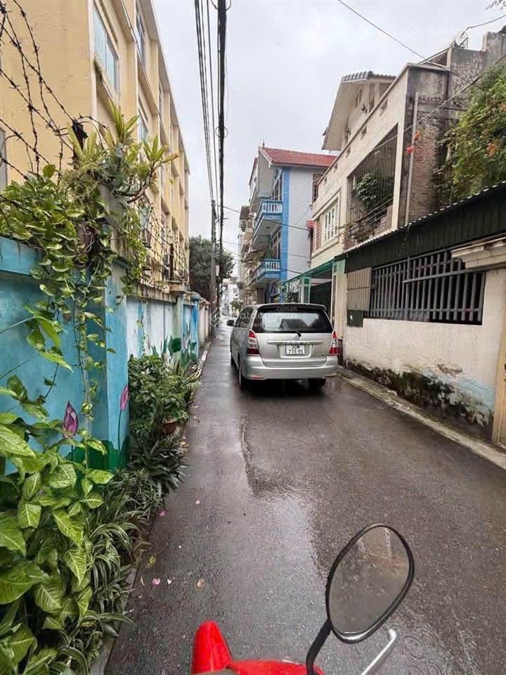 Chị hằng cần bán nhà lô góc dân xây phú diễn, trước nhà 4m, 3thoáng view hồ, ngõthông giá thiện chí