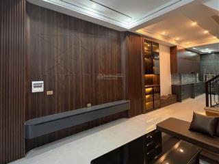 Chị hằng cần bán nhà lô góc dân xây phú diễn, trước nhà 4m, 3thoáng view hồ, ngõthông giá thiện chí