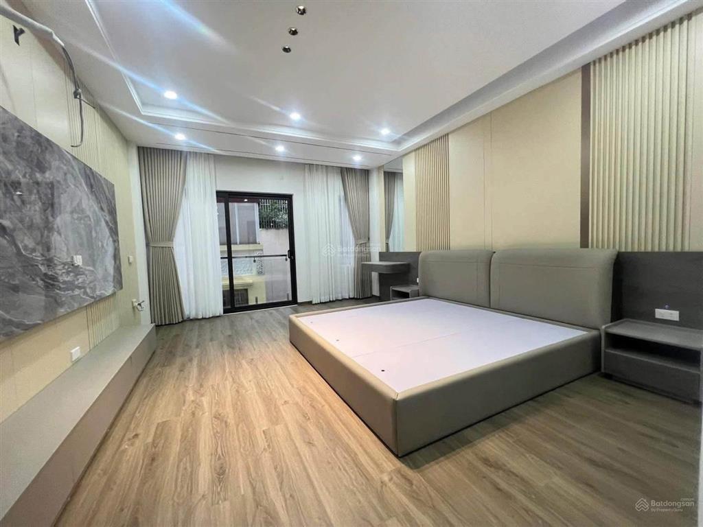 Phân lô vỉa hè ô tô tránh phú diễn, 5 tầng thang máy lô góc 3 thoáng, vừa ở vừa kinh doanh hơn 10t