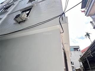 Ib e!!!tt cầu diễn lô góc 3 thoáng ô tô đỗ cửa nhà sẵn thang máy nội thất như hình giá cực hợp lý