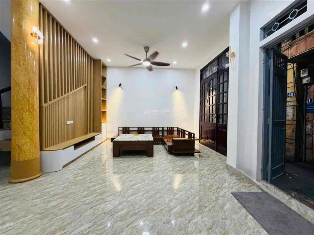 Chỉ 8 tỷ! nhà 5 tầng không quy hoạch phố hoàng sâm thông phùng chí kiên, nhà đẹp giá hời khu vực