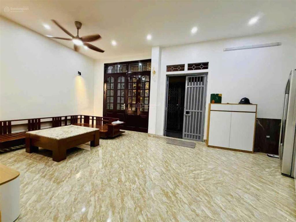 Chỉ 8 tỷ! nhà 5 tầng không quy hoạch phố hoàng sâm thông phùng chí kiên, nhà đẹp giá hời khu vực