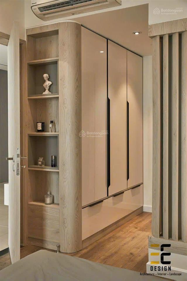Chính chủ bán sky 89 quận 7 72m2, 2pn, 2wc tầng cao view trực diện sông sổ sẵn nội thất cao cấp