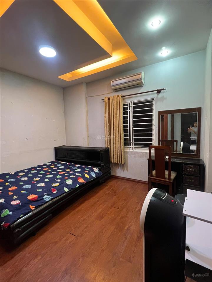 Phòng mát mẻ có cửa sổ máy lạnh gần d2 bình thạnh tiện đi trung tâm q1 chỉ 5 phút
