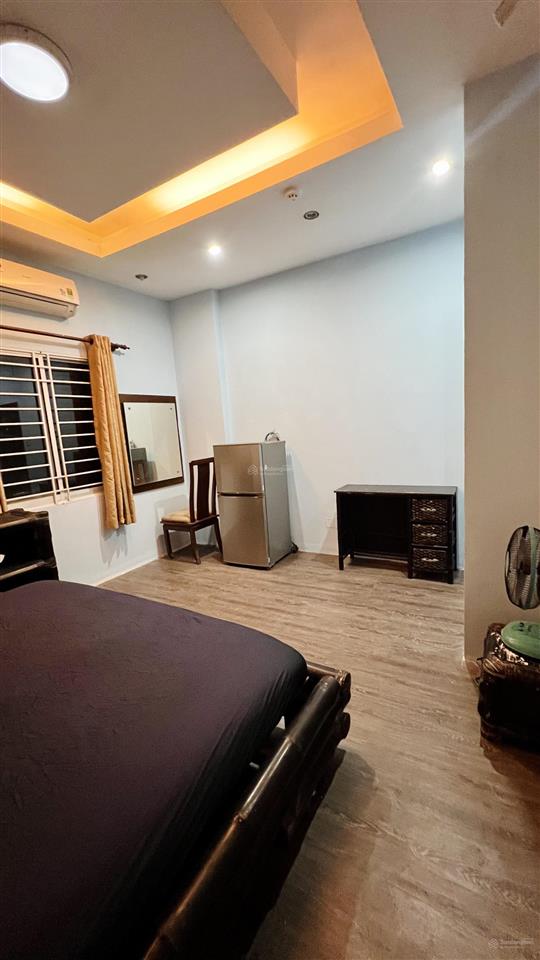 Phòng mát mẻ có cửa sổ máy lạnh gần d2 bình thạnh tiện đi trung tâm q1 chỉ 5 phút