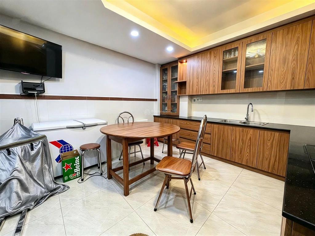 Lê quang định, phường 1, quận gò vấp  hẻm 5m xe hơi đỗ cửa
