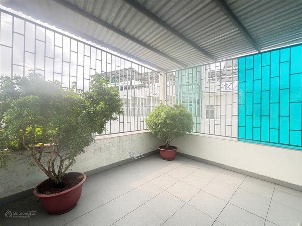 Hẻm xe tải nguyễn thượng hiền, bình thạnh, nhà sát mặt tiền đường
