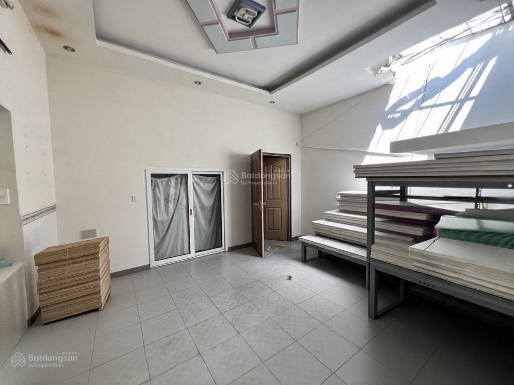Bán nhà dt 82m2 đất  đường vũ tùng, bình thạnh