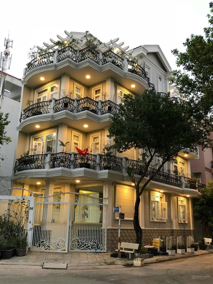 Biệt thự góc đẹp 6x18m khu nguyễn thị thập giáp phú mỹ hưng quận 7