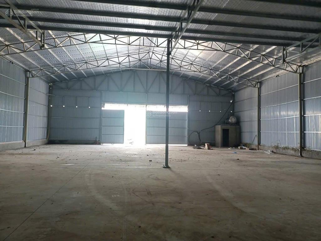 Chính chủ cho thuê kho xưởng tại ngọc hồi, dt 1.500m, xe container vào tận nơi, giá 95 triệu/tháng