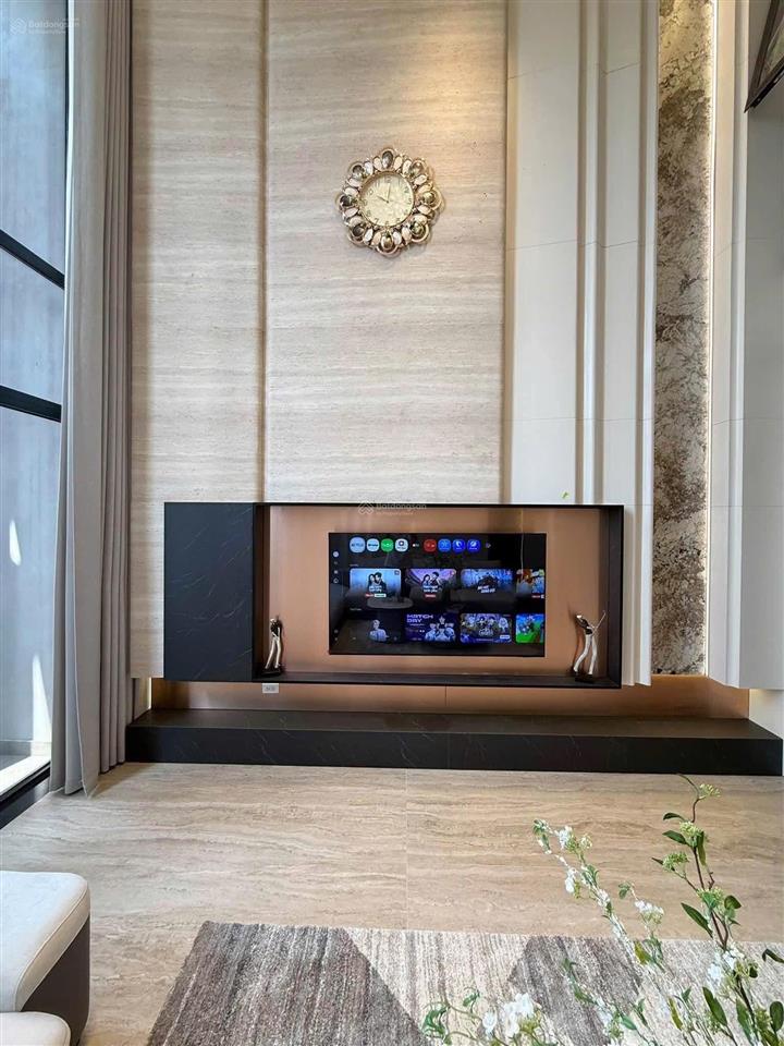 Long biên 117m 8 tầng duplex mặt tiền rộng view đại lộ sông hồng đón cầu trần hưng đạo