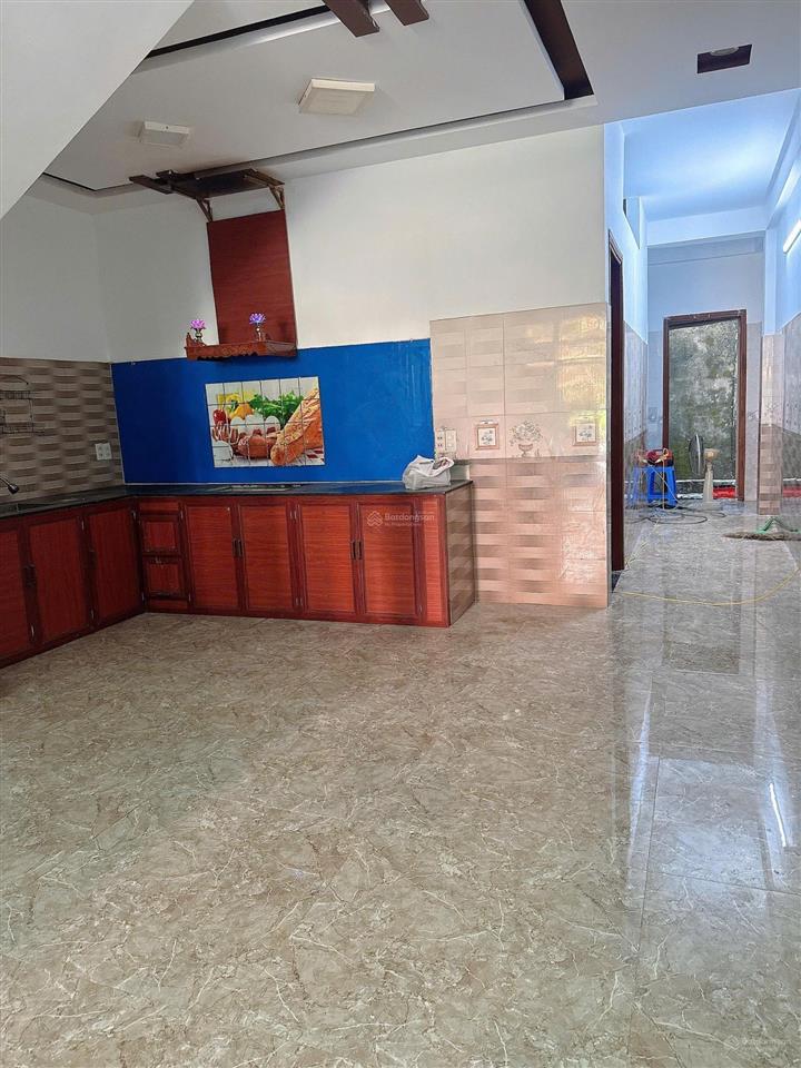 Bán nhà 2 tầng đối diện công viên mt đường đinh nhật tân gần bến xe trung tâm đà nẵng
