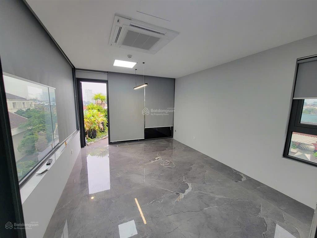 Bán tòa văn phòng  khuất duy tiến  thanh xuân  6 tầng thang máy