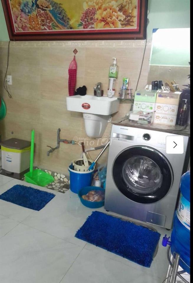 Nhà bán trong chợ phú chánh A