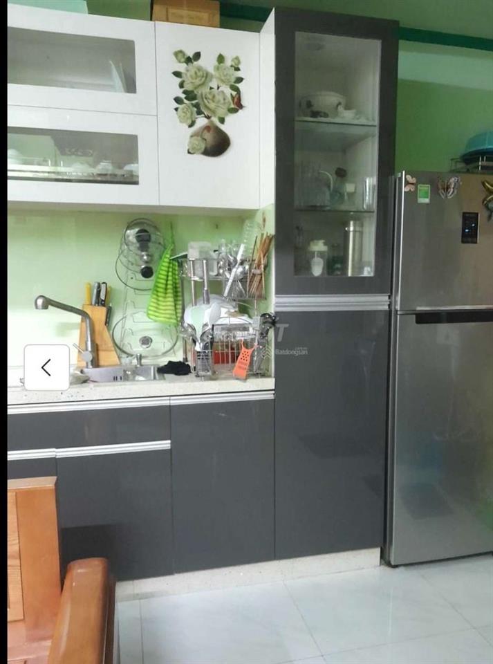 Nhà bán trong chợ phú chánh A