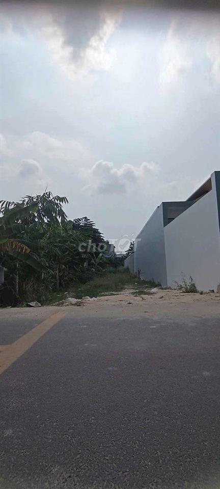1/ sẹc trường đại học quốc tế miền đông