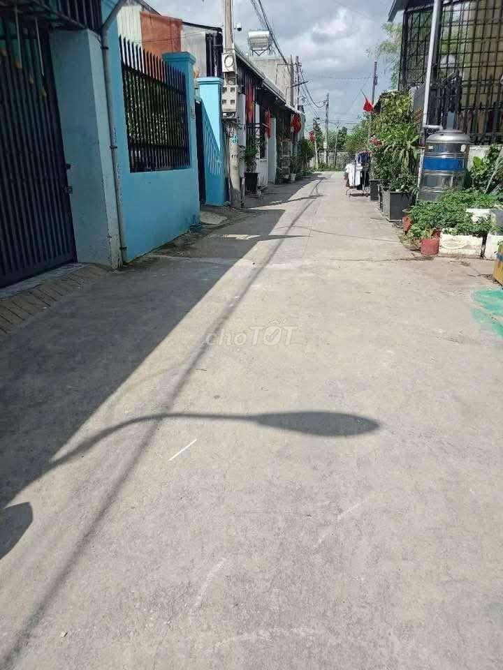 Bán đất phú mỹ ngay phúc đạt hiệp thành 200m Giá 3 tỷ300 lh ***