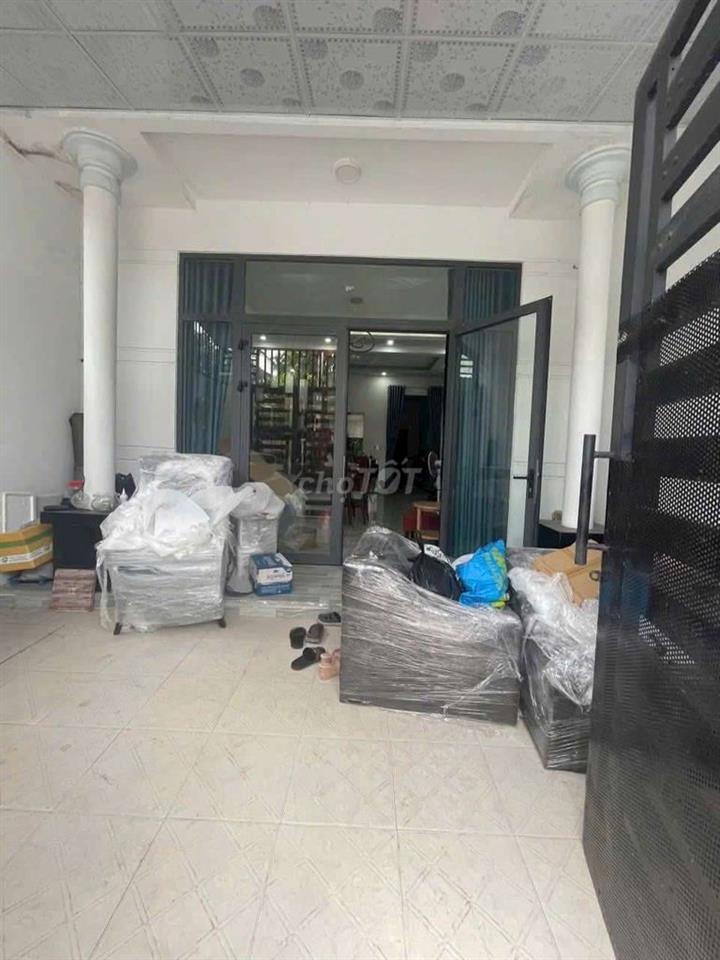 Bán nhà C4 phú mỹ - TDM,TPHCM. Tổng 100m, giá 2 tỷ 250