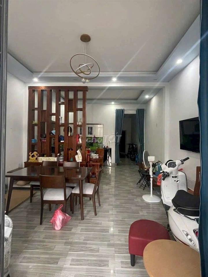 Bán nhà C4 phú mỹ - TDM,TPHCM. Tổng 100m, giá 2 tỷ 250