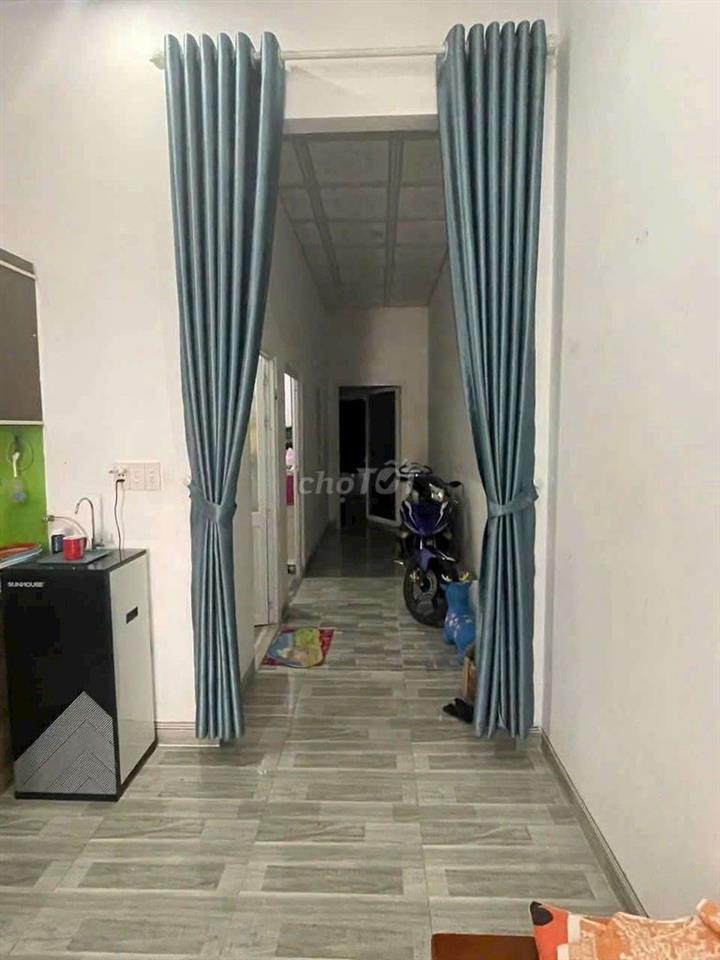 Bán nhà C4 phú mỹ - TDM,TPHCM. Tổng 100m, giá 2 tỷ 250