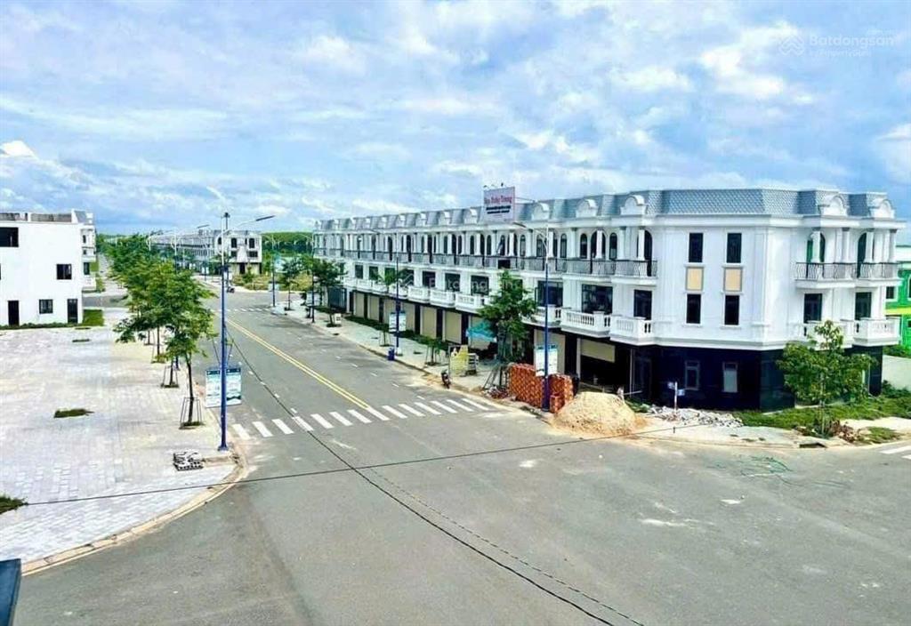 Tôi chính chủ bán lô đất trong khu đô thị thăng long 2 bàu bàng sổ sẵn công chứng ngay