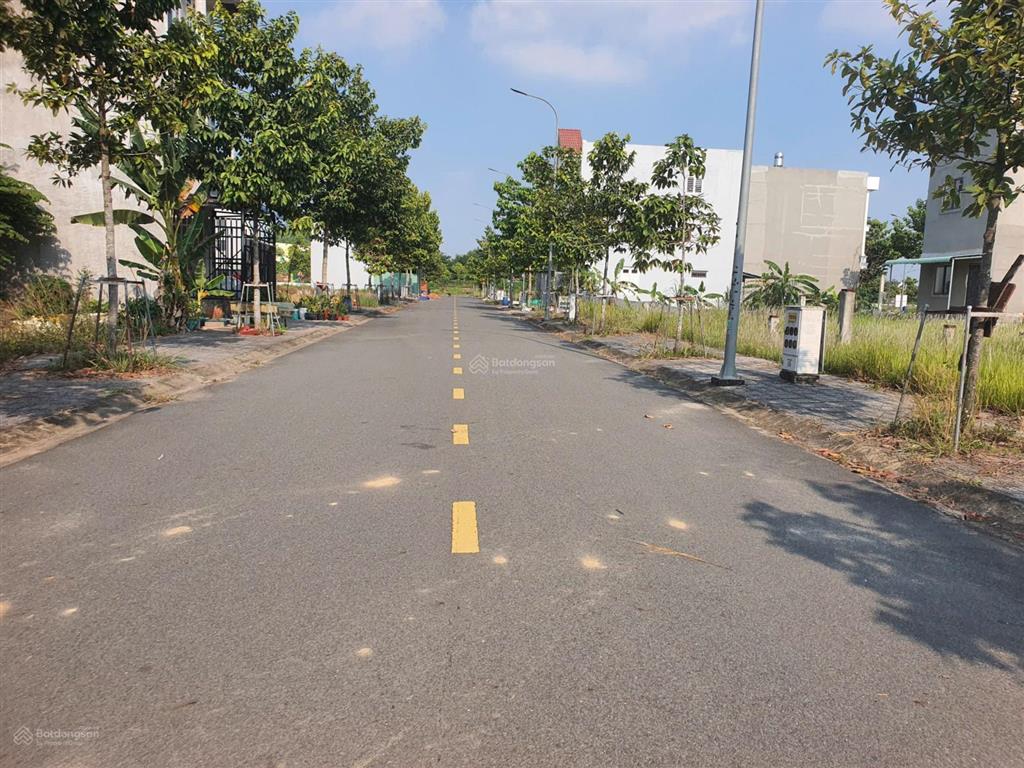 Chủ gửi bán lô đất ngay kcn vsip2 cách dt742 chỉ 100m