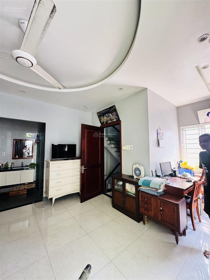 Hxh nhà đẹp nguyễn kiệm , phú nhuận  ngang khủng 6m nhà xây kiên cố  nhỉnh 9đ