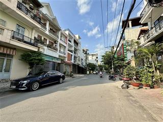 Ngay chợ tân hương  3 tầng 80m2 (4x20m) hai mặt hẻm xe hơi  đang cho thuê dòng tiền 30tr/tháng