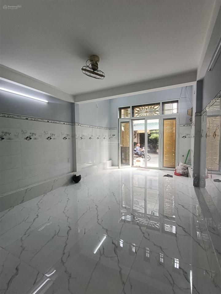 Chính chủ giảm 300tr  nhà đẹp mặt tiền đường đường 10m có vỉa hè  4 tầng btct 8pn 6wc  nhỉnh 7đ