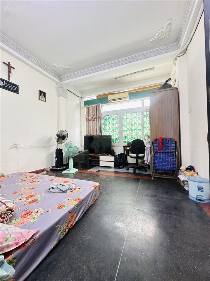 Hxh 4 tầng bùi thị xuân , tân bình  cạnh vòng xoay lê văn sỹ  5pn 4wc  nhỉnh 7đ