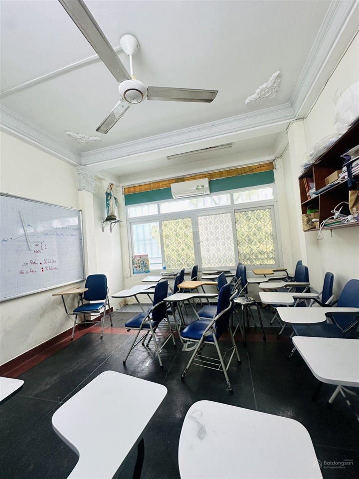 Hxh 4 tầng bùi thị xuân , tân bình  cạnh vòng xoay lê văn sỹ  5pn 4wc  nhỉnh 7đ
