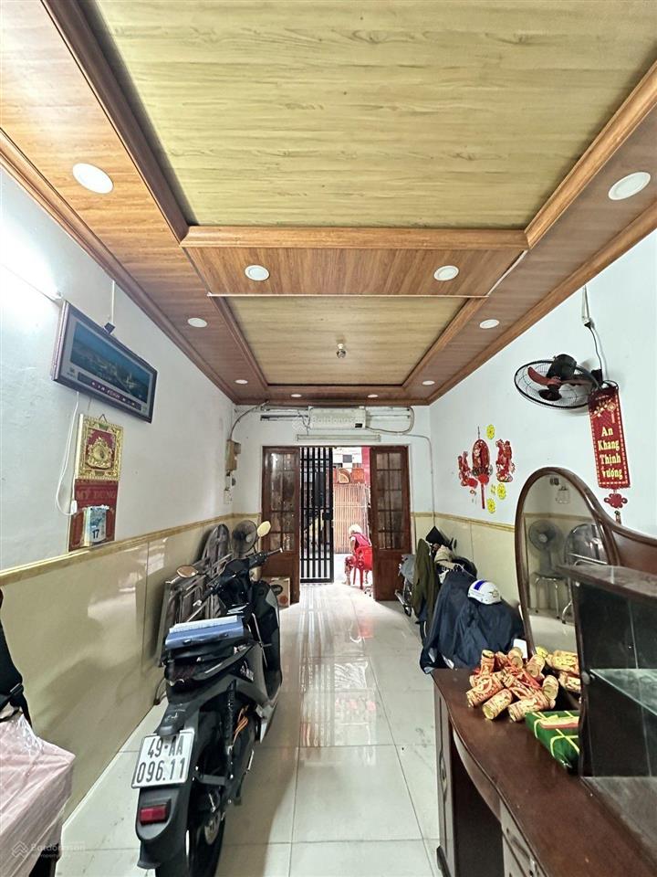Mặt tiền kd bùi thị xuân  ngay chợ phạm văn hai  37m2  3 tầng  chỉ 6.x tỷ