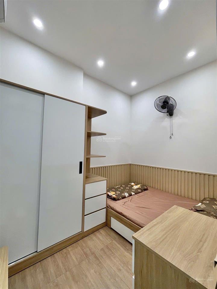 Nhà đẹp sát mặt tiền  hxh thông tân sơn nhì  thông số vàng 4m x 8.7m vuông a4  2 tầng 3pn