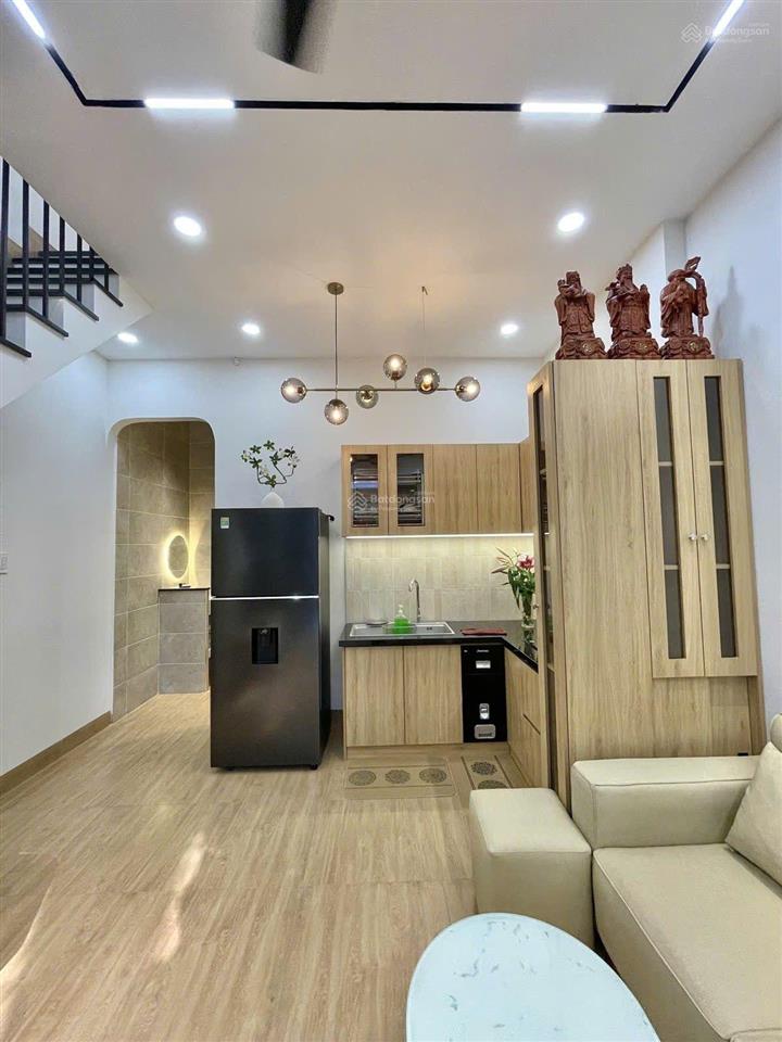 Nhà đẹp sát mặt tiền  hxh thông tân sơn nhì  thông số vàng 4m x 8.7m vuông a4  2 tầng 3pn