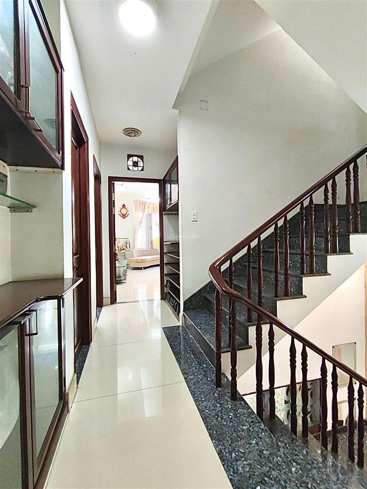 Giảm 10 tỉ  biệt thự khu dân cư him lam  250m2 có hầm  sân vườn rộng  nhỉnh 6x tỉ