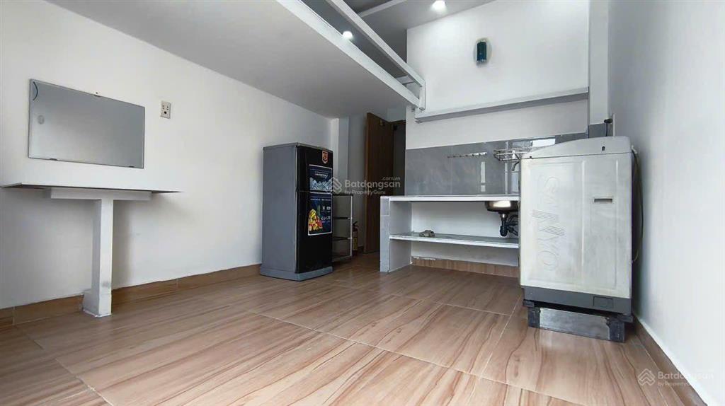 Chdv 9pn 600 triệu/năm nam kỳ khởi nghĩa, quận 3  5 tầng btct  nhỉnh 8 tỷ đ
