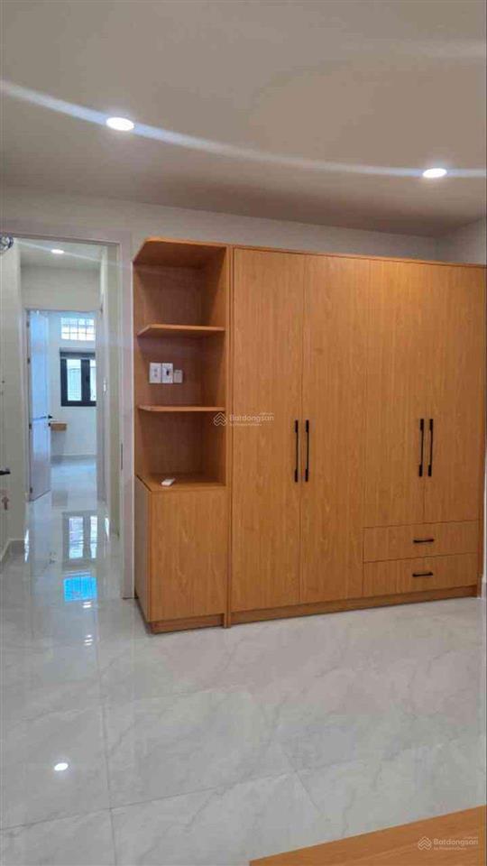 Lê văn sỹ, tân sơn hòa (50m2  xe hơi thông) cạnh sân bay hẻm nhựa kinh doanh tốt  giá nhỉnh 9đ