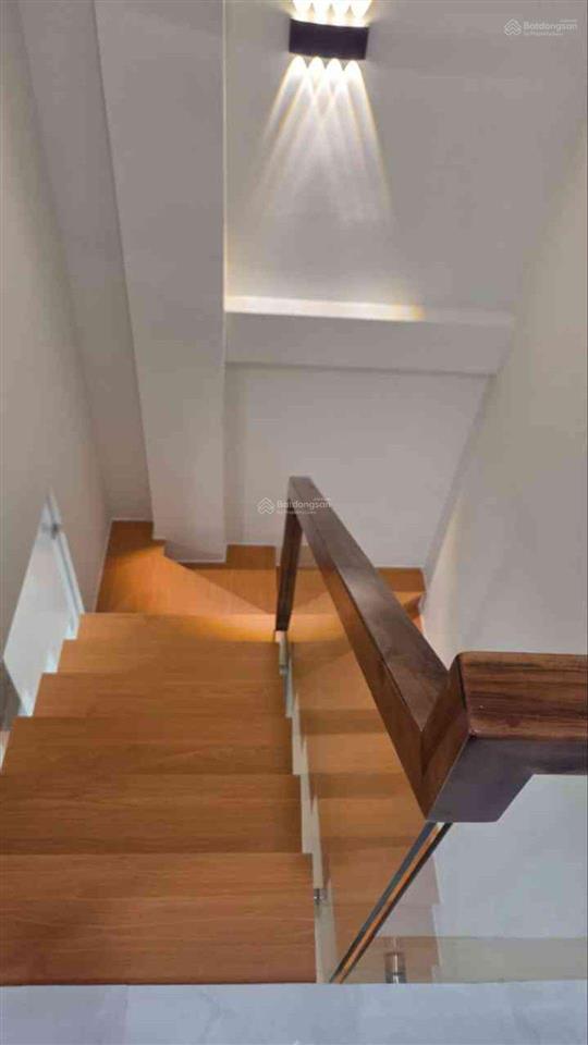 Lê văn sỹ, tân sơn hòa (50m2  xe hơi thông) cạnh sân bay hẻm nhựa kinh doanh tốt  giá nhỉnh 9đ